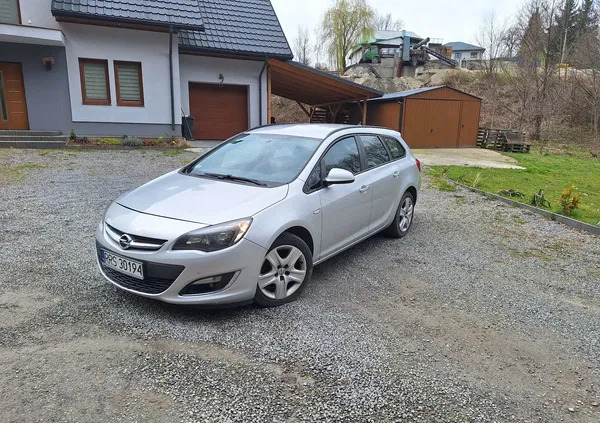 podkarpackie Opel Astra cena 23000 przebieg: 224000, rok produkcji 2013 z Pruszcz Gdański